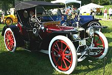 220px-1913-american-underslung.jpg