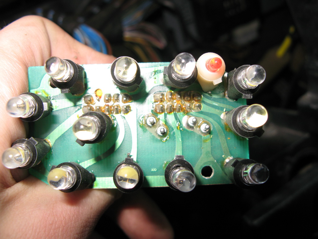 car leds polarity.jpg