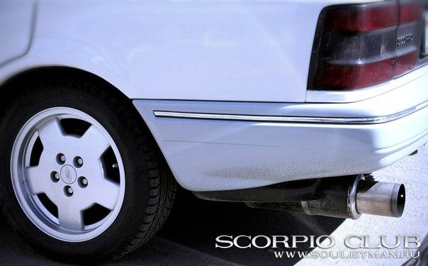 Ford Scorpio2